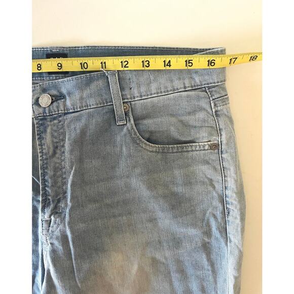 Gap Lightweight Best Girlfriend Jeans in Light Indigo - Picture 6 of 10